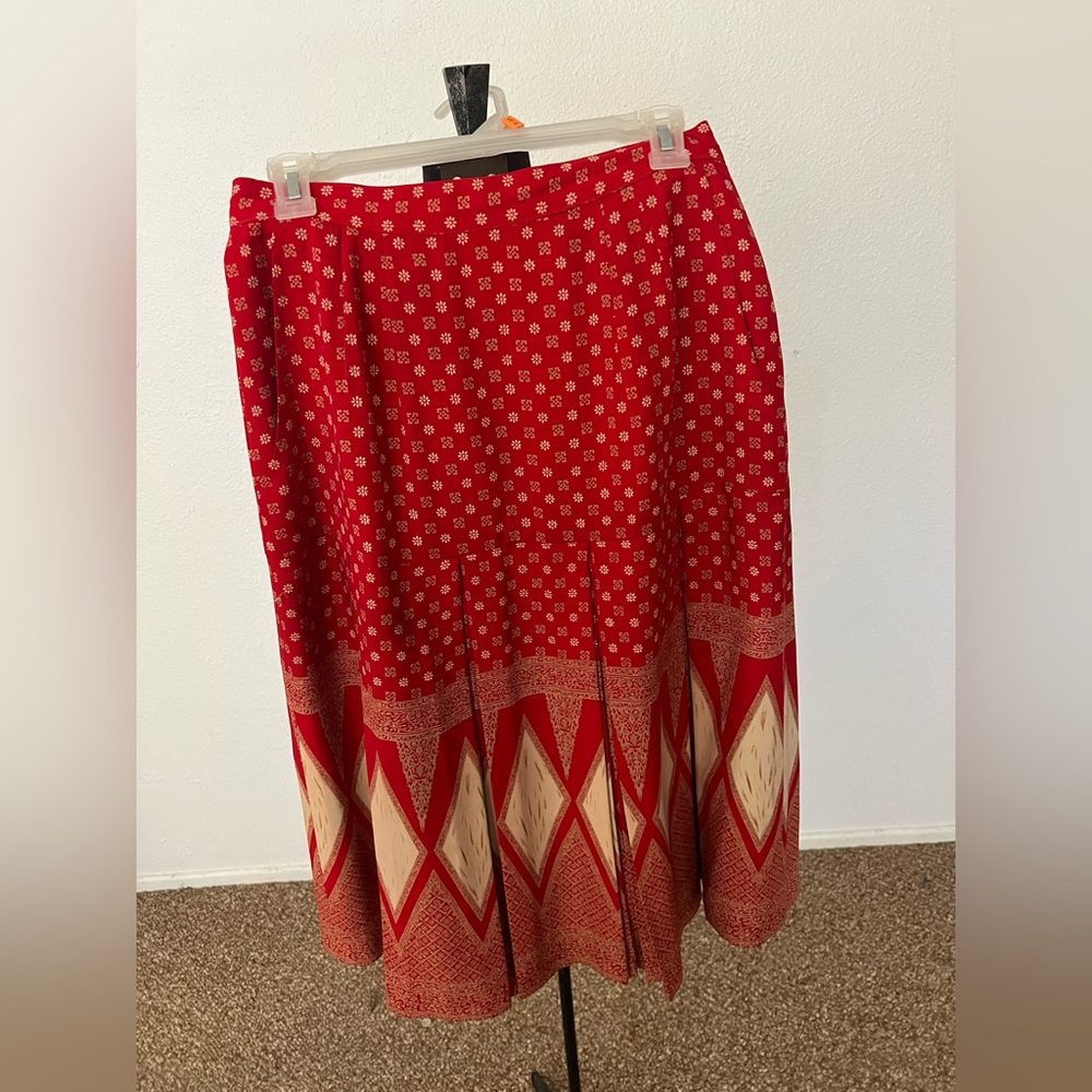 Red and White Midi A-Line Pleated Skirt